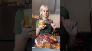 How to make a delicious baked ham 🫶🏼❄️ cooking food tinekeyounger bakedham viral [upl. by Synn]