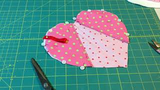 Heart Shaped Pot Holder Sewing Tutorial [upl. by Birgit]