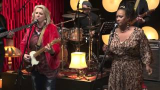 Karen Zoid en Vicky Sampson sing quotAfrican Dreamquot op Republiek van Zoid Afrika [upl. by Agretha]