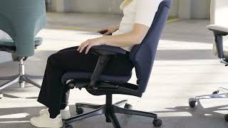 Giroflex 64  demonstrating synchromotion a powerful ergonomic office chair solution [upl. by Duomham266]