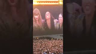 London n6 erastour blowup taylorswifttheerastour taylorswift [upl. by Nnaik]