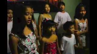 PHILIPPINE CHRISTMAS SONG by children carolers [upl. by Grand]