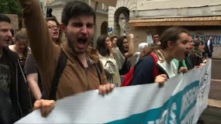 Mobilisation des fonctionnaires manifestation à Marseille [upl. by Yrocej]