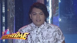 Its Showtime Singing Mo To Silent Sanctuarys Sarkie  quotIkaw Lamangquot [upl. by Vedette]