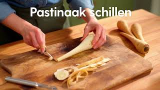 Pastinaak schillen  How to  Allerhande [upl. by Puto895]