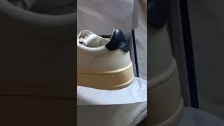 👟Unboxing Autry Medalist LowTop Leather Sneakers autry sneakers leather unboxing navy [upl. by Dinin]