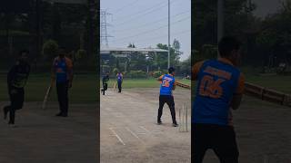 Zeeshan Roy Vs Amir Bowling cricket youtubeshorts [upl. by Naoma360]