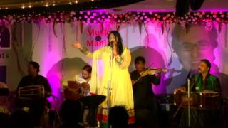 Chandra Ishq Bada Harjaee I Runa Rizvi  Live Performance I Music Mania I ArtistAloud [upl. by Leavitt]