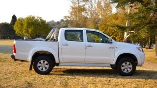 2005 Toyota Hilux 27 VVti  2549 For Sale [upl. by Resa]