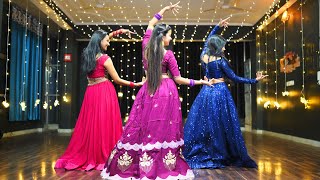 Beautiful Sangeet Performance Pallo Latke x nachdene sare at Luxury Indian Wedding [upl. by Graeme]