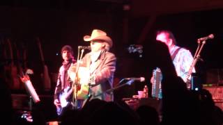 Dwight Yoakam amp Flaco Jimenez  Streets of Bakersfield [upl. by Annahavas]