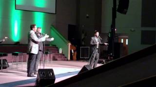 Swing Low Sweet Chariot by Ernie Haase amp Signature Sound [upl. by Jannery]