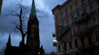 BerlinSchöneberg Läuten der Glocken ApostelPaulusKirche [upl. by Semyaj]