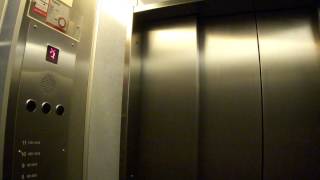 Old modernized mod by HF Advice Traction ElevatorsLifts at Park Inn by Radisson Stockholm [upl. by Dole]