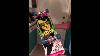 VISION Psycho Stick oldschool skateboard [upl. by Zoldi]