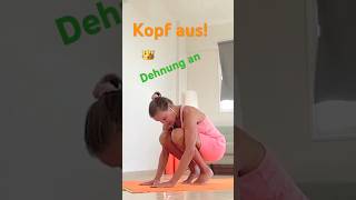 Panikattake 💚 Entspanne deinen Körper mit dieser Position [upl. by Giarc226]