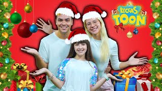 LUCCAS NETO MILHÕES DE FOCAS MÚSICA DE NATAL PARA FAMÍLIA [upl. by Kersten376]