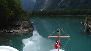 Loen tour over the Lovatnet lake to the Kjenndalsbreen [upl. by Damha]