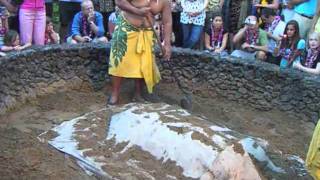 Hawaiians Cooking a Pig in a Sand Pit [upl. by Arrakat650]