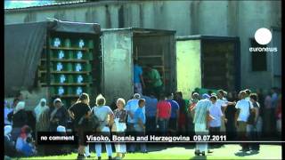 613 bodies of Srebrenica victims leave [upl. by Zetta]