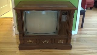 My 1983 Zenith Color TV [upl. by Cortie]