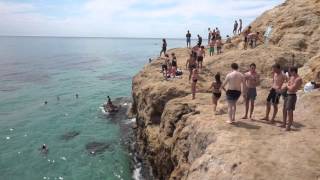 Mount Martha cliff jumping The pillars  Asian Features ✌ [upl. by Ahseet]