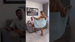 Un trucchetto che funziona sempre 🤣🙈 humor comica funny comedymovies videodivertenti ￼ [upl. by Eloccin]