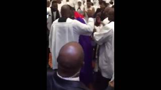 Bishop Hezekiah Walker Holy Convocation 2016 Praise Break [upl. by Nirrak]