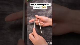 how to use chopsticks correctly ctto [upl. by Eecyal]