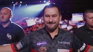 The 2024 BoyleSports World Grand Prix QF Luke Humphries v Jonny Clayton [upl. by Akkinahs516]