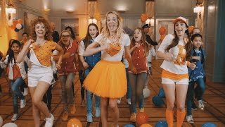 Koningsdag  Raak amp De Telekids Musicalschool Officiële Videoclip [upl. by Atiekal444]