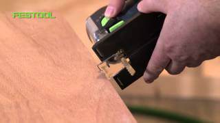 Splintervrij zagen met de Festool decoupeerzaag PS 420  Festool Quick Guide [upl. by Aenehs]