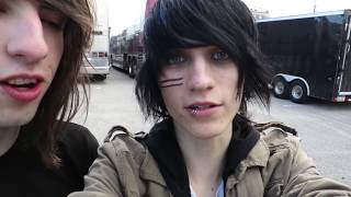 Warped tour vlog with Deefizzy and Jordan sweeto [upl. by Mayda]