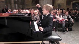 Philip Hahn 6y Ludwig van Beethoven Sonata Nr 20 op 49 Nr 2 [upl. by Lorin]