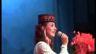 塔吉克族 Tajik Girl Singing in China [upl. by Aeneas]