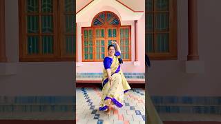 Markazhiye Mallikaye  Megham  Sreenivasan  priya gill  dance  Malayalam song [upl. by Varick153]