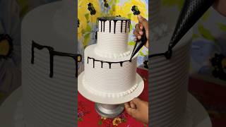 ഇങ്ങനെ പറ്റിക്കാമോ🧐 youtubeshorts cakedecorating shortsfeed cakeshorts trending cakeideas [upl. by Aneerol]