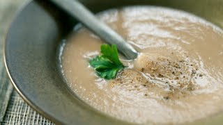 Recette  Soupe de châtaigne façon Cyril Lignac [upl. by Shurlocke507]