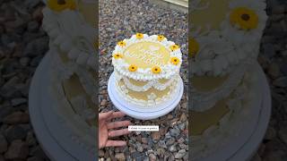 Believe in yourself 🥰🎂lambeth lambethcake birthdaycake birthday cakedecorating sunflower [upl. by Hoang]