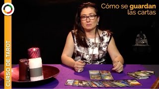 Cómo se guardan las cartas del Tarot  Lección 3 [upl. by Aihsemak]