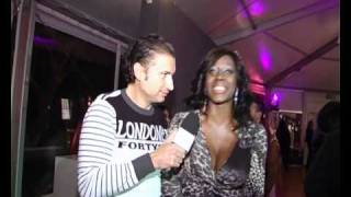 Sylvie Lubamba alla festa del trailer Ridere fino a volare con Alessandro Ingràwmv [upl. by Ardelle]