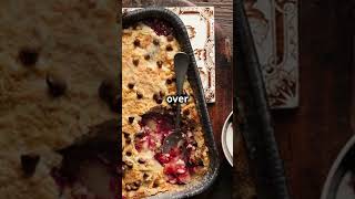 Easy Apple Berry Dump Cake Recipe 🍏🍓 baking [upl. by Aisylla]