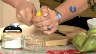 How To Prepare Pear Puree [upl. by Daenis]