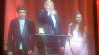 Rob Reiner calls Madeline Carroll and Callan McAuliffe on stage [upl. by Bal]