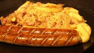 Sauerkraut mit Schupfnudeln und Bratwürsten [upl. by Attenad119]