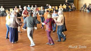 Danse bretonne  tour chanté par RobinKerno au concours Penthièvre 2022 [upl. by Uos]