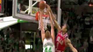 Derrick Roses BIG Block On Brian Scalabrine in Game 7 [upl. by Aicilihp]