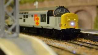 Bachmann Class 37 with Legomanbiffo DCC sounds [upl. by Einahc693]