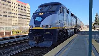 Amtrak Capitol Corridor 729 at Emeryville Station with CDTX 2014 F59PHI and 6963 Cab Car amtrak [upl. by Tumer]