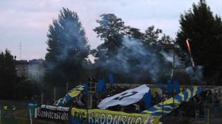 RKS RadomskoGKS II Bełchatów 30082006 ultras [upl. by Elli]